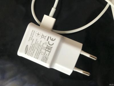 Лот: 13847234. Фото: 1. Зарядное Samsung 5,0 v 2,0A. Зарядные устройства, блоки питания, адаптеры сетевые для смартфонов