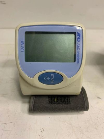 Лот: 14228823. Фото: 1. Тонометр AND UB-201. Оборудование