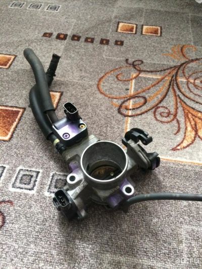 Лот: 9767094. Фото: 1. Дроссельная заслонка Toyota 3S-FE. Двигатель и элементы двигателя