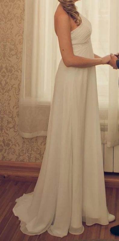 Лот: 6271429. Фото: 1. Свадебное платье. Свадебные платья