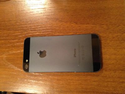 Лот: 4891812. Фото: 1. iPhone 5 (black) 16 Gb. Смартфоны