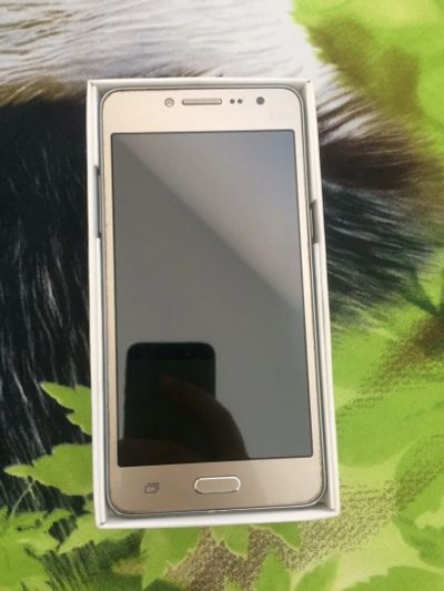 Лот: 14542648. Фото: 1. Samsung J2 Prime. Смартфоны