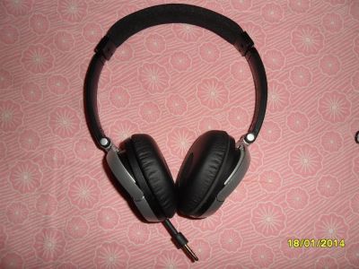 Лот: 3647597. Фото: 1. Наушники Bose On-Ear! Обмен!. Наушники, гарнитуры