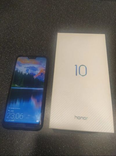 Лот: 16904138. Фото: 1. Honor 10 4/128. Чехлы, бамперы