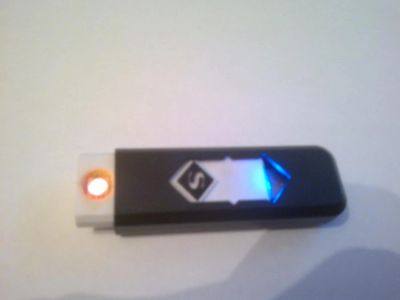 Лот: 6739831. Фото: 1. USB зажигалка. Зажигалки, спички, пепельницы