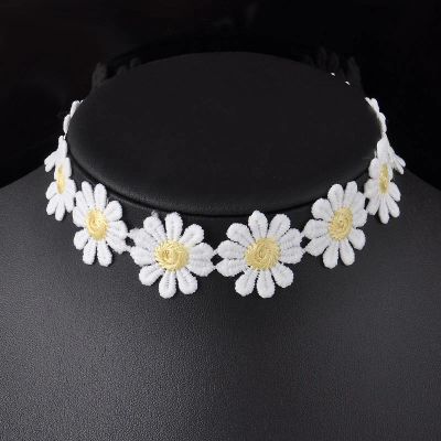 Лот: 6670326. Фото: 1. Колье.Ажурные ромашки.1. Бижутерия ручной работы