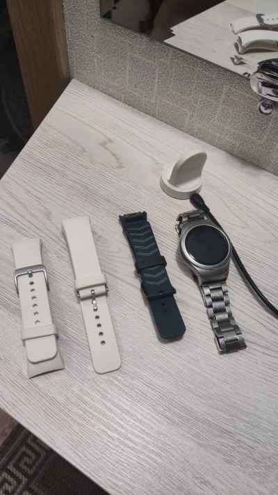Лот: 19667611. Фото: 1. Samsung gear s2. Смарт-часы, фитнес-браслеты, аксессуары