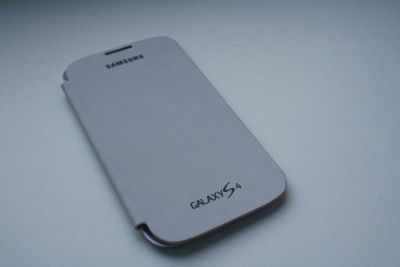 Лот: 8660741. Фото: 1. Белый чехол-крышка для Samsung... Чехлы, бамперы