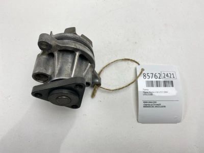 Лот: 22182621. Фото: 1. Помпа Mazda Mazda 6 2004 LF0115100... Двигатель и элементы двигателя
