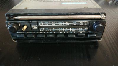 Лот: 16178332. Фото: 1. Радиоприемник Урал-Авто-2! Сарапульский... Тюнеры, радиоприёмники