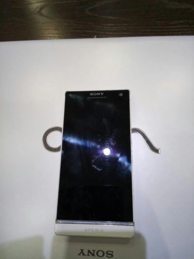Лот: 9089517. Фото: 1. Sony Xperia S. Смартфоны