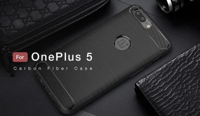 Лот: 11784509. Фото: 1. Чехол для OnePlus 5 Черный с карбон... Чехлы, бамперы