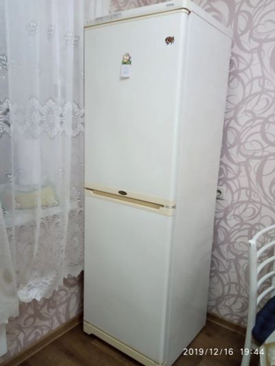 Лот: 15201388. Фото: 1. Холодильник stinol. Холодильники, морозильные камеры