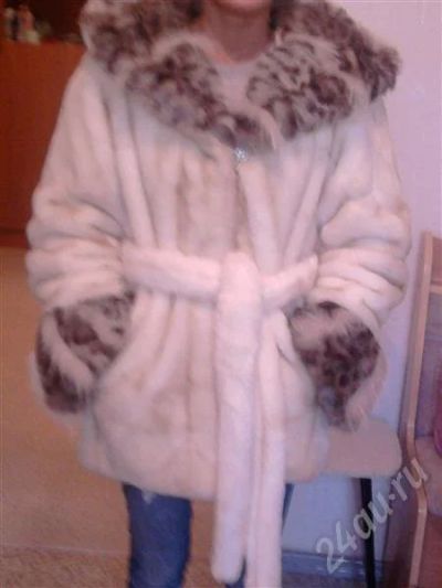 Лот: 502487. Фото: 1. продам шубу искуственную !. Верхняя одежда