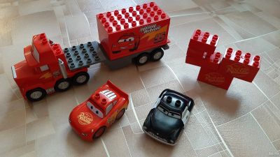 Лот: 16688256. Фото: 1. Лего Duplo Молния Маккуин. Конструкторы
