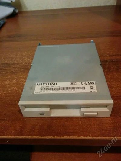Лот: 5968192. Фото: 1. Флоппи дисковод для 3.5" дискет. Приводы CD, DVD, BR, FDD