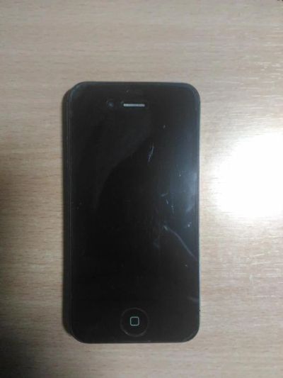 Лот: 9088564. Фото: 1. Iphone 4s 8gb. Смартфоны