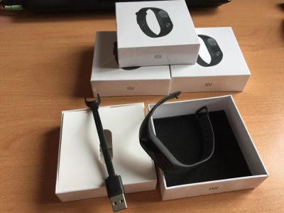 Лот: 9614388. Фото: 1. Xiaomi mi band 2. Смарт-часы, фитнес-браслеты, аксессуары