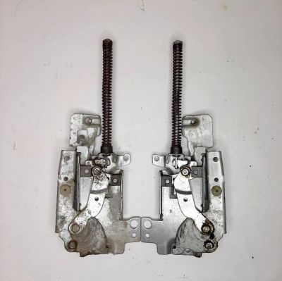 Лот: 23423824. Фото: 1. 3 Комплект петель Electrolux 4055161352... Запчасти для остальной бытовой техники