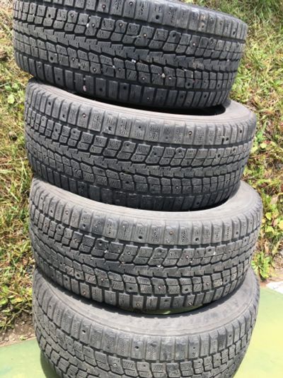 Лот: 16546130. Фото: 1. Зимнии шины Dunlop Winter Ice. Шины