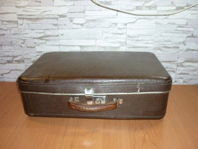 Лот: 12200720. Фото: 1. Чемодан маленький. Чемоданы и сумки дорожные
