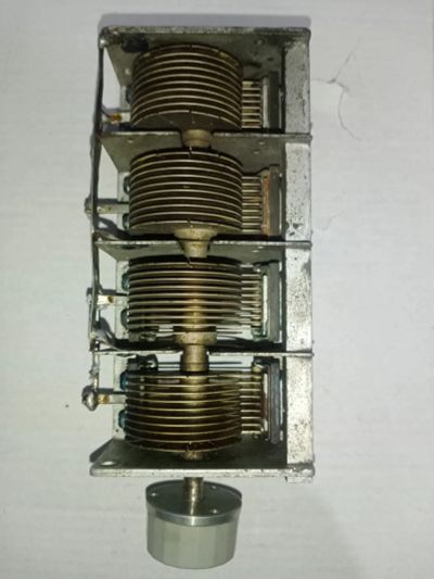 Лот: 23271881. Фото: 1. КПЕ (6). Конденсаторы