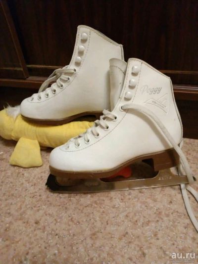 Лот: 10855635. Фото: 1. Коньки фигурные детские Botas... Коньки