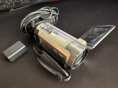 Лот: 20743061. Фото: 1. Видеокамера Sony DCR-SX45E. Видеокамеры