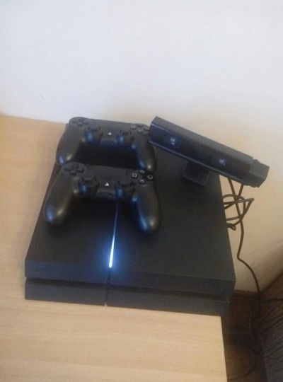 Лот: 9844096. Фото: 1. PS4/ 1TB/ 2 геймпада/ игры на... Игровые приставки, консоли