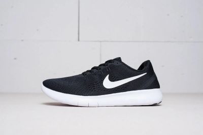Лот: 11859097. Фото: 1. Кроссовки Nike Free RN. Кеды, кроссовки, слипоны