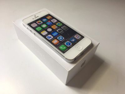 Лот: 11245547. Фото: 1. iPhone 5 32GB. Смартфоны