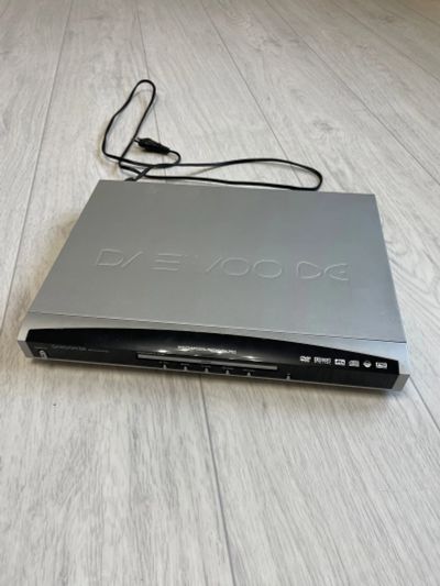 Лот: 25793279. Фото: 1. DVD проигрыватель Daewoo. DVD, Blu-Ray плееры