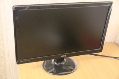 Лот: 4092696. Фото: 1. Монитор BENQ GL2240. ЖК-мониторы