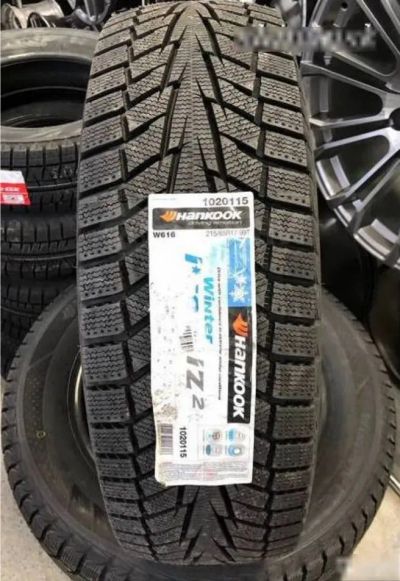 Лот: 19442624. Фото: 1. Шины 175/70 R13 Hankook W616 зимние. Шины