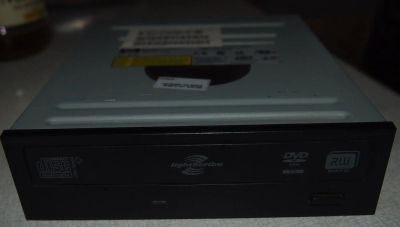 Лот: 9206475. Фото: 1. DVD-RW LITE-ON SHM-165H6S Black. Приводы CD, DVD, BR, FDD