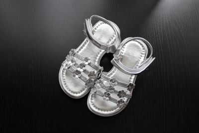 Лот: 5512643. Фото: 1. Сандали Laura Ashley Kids. Сандалии