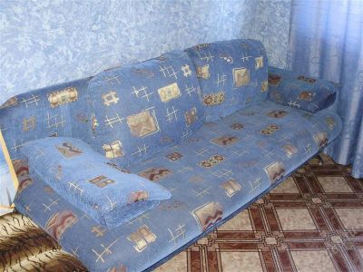 Лот: 2090794. Фото: 1. Диван б/у Дешево в связи с переездом. Кресла, пуфы