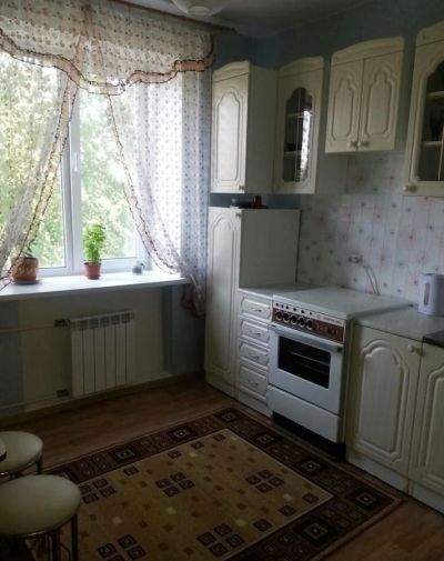 Лот: 7775050. Фото: 1. Сдам 2х комнатную квартиру Красноярский... Квартиры, студии