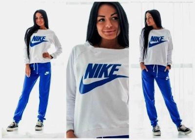 Лот: 7436632. Фото: 1. Костюм спортивный. Nike. Размер... Спортивные костюмы