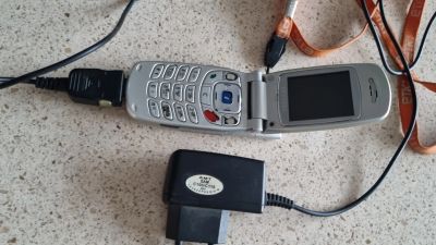 Лот: 24656460. Фото: 1. Телефон самсунг SGH-S500. Кнопочные мобильные телефоны