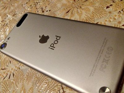 Лот: 7141601. Фото: 1. Ipod touch 5. 64 gb. Другое (компьютеры, оргтехника, канцтовары)
