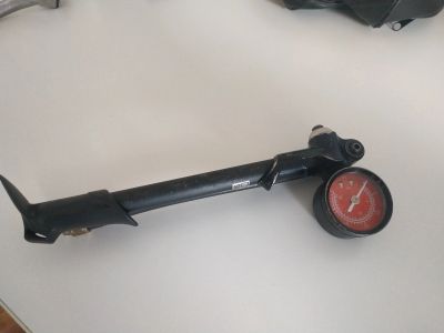 Лот: 16065884. Фото: 1. Насос высокого давления Rock Shox... Аксессуары