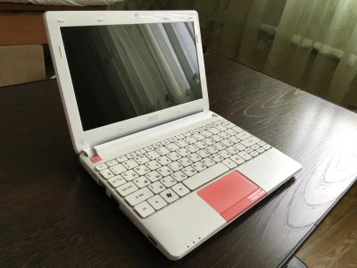 Лот: 7482367. Фото: 1. Ноутбук нетбук для девушки Acer... Ноутбуки