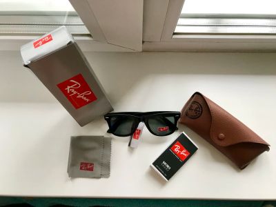 Лот: 11564825. Фото: 1. Солнцезащитные очки Ray Ban Wayfarer... Очки