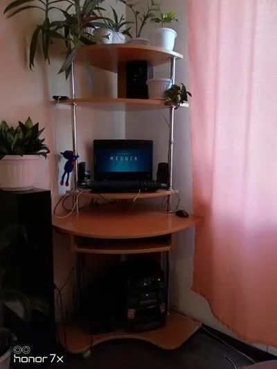 Лот: 12097849. Фото: 1. Компьютерный стол. Компьютерные и письменные столы