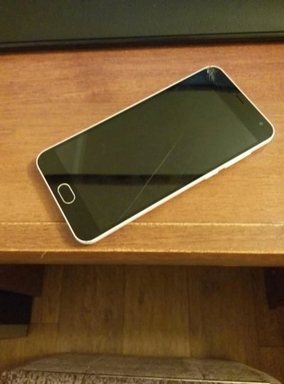Лот: 8791349. Фото: 1. Meizu M2 mini белый 16Gb, после... Смартфоны