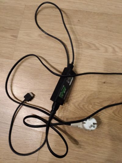 Лот: 16506078. Фото: 1. Приставка PSP Go не включается. Игровые приставки, консоли