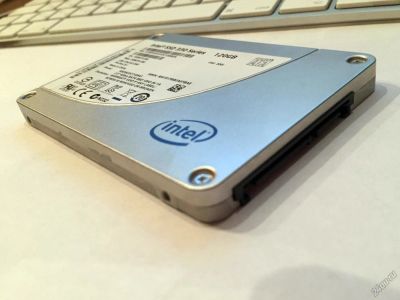 Лот: 5680345. Фото: 1. Твердотельный накопитель Intel... SSD-накопители