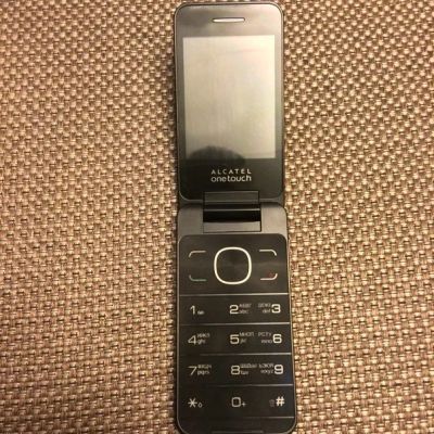 Лот: 7322401. Фото: 1. Раскладушка-Alcatel. Кнопочные мобильные телефоны