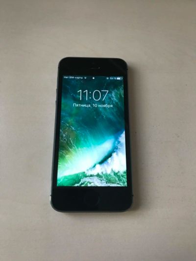 Лот: 10597104. Фото: 1. iPhone 5s 16gb space gray. Смартфоны